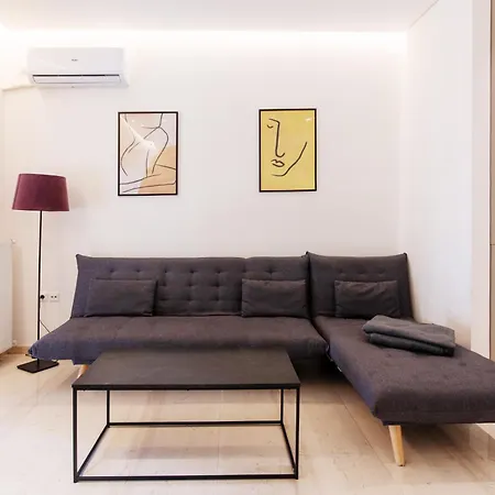 Cozy - Bright & New Apart. - Downtown Apartment *
